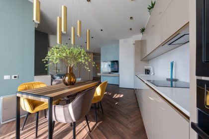 Découvrez les secrets de la peinture bleu canard dans votre décoration intérieure