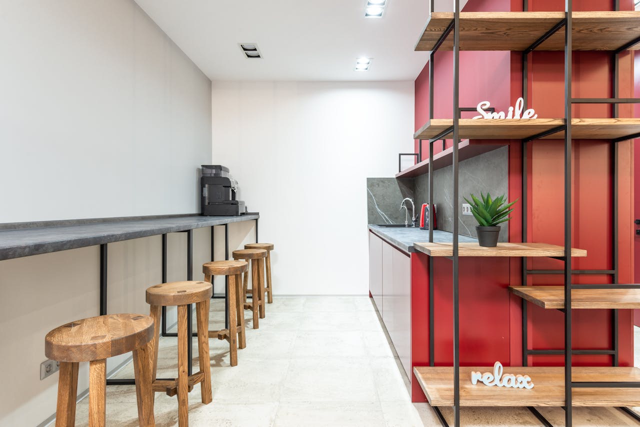  une décoration murale en bois pour votre intérieur