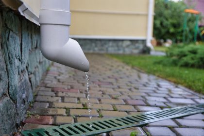 éviter les problèmes d'évacuation des eaux pluviales dans une maison individuelle