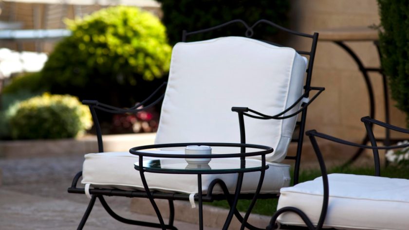 Guide pratique pour sélectionner la teinte parfaite de votre fauteuil de jardin