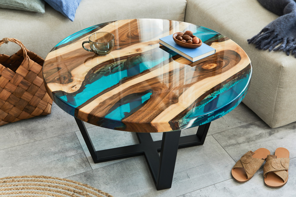 une table basse unique  pour un intérieur qui se démarque